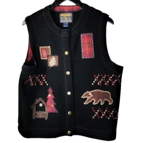 Vintage 80s Black WOOLRICH Navajo Red Bear Patch Oversized 100% Wool Vest - Picture 1 of 7